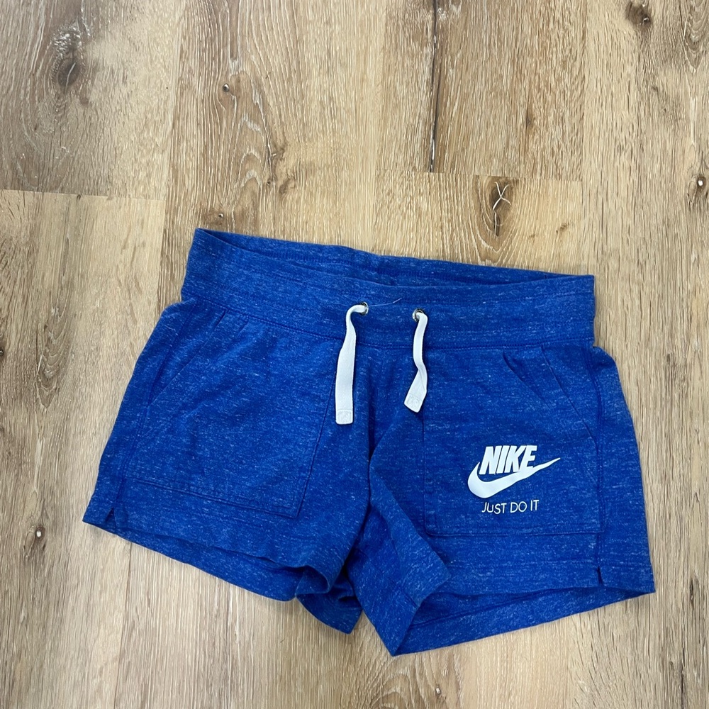 Nike shorts 5/$10🩷